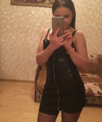 Со мной ты сможешь реализовать свои самые сокровенные фантазии. У меня есть опыт и талант, чтобы доставить тебе незабываемые ощущения. Я живу в Москве, где могу пригласить тебя в свою комфортабельную квартиру. Мои услуги разнообразны и абсолютно дискретны. Ты можешь рассчитывать на классический секс, оральные ласки, эротический массаж и многое другое. У меня есть отличные отзывы от моих довольных клиентов, которые высоко ценят мою работу. Дополнительные фото и информацию обо мне ты можешь получить, связавшись со мной. Приглашаю тебя в мир удовольствий! 💋 Полина